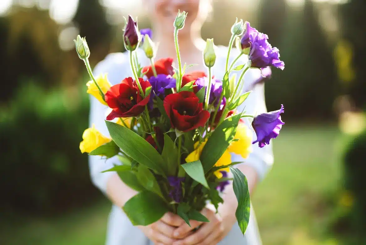 Cómo Elegir las Flores Perfectas para un Funeral